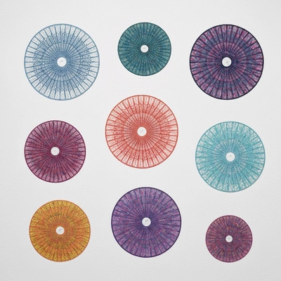 Panneaux solaires sur un toit moderne, symbolisant l'énergie renouvelable